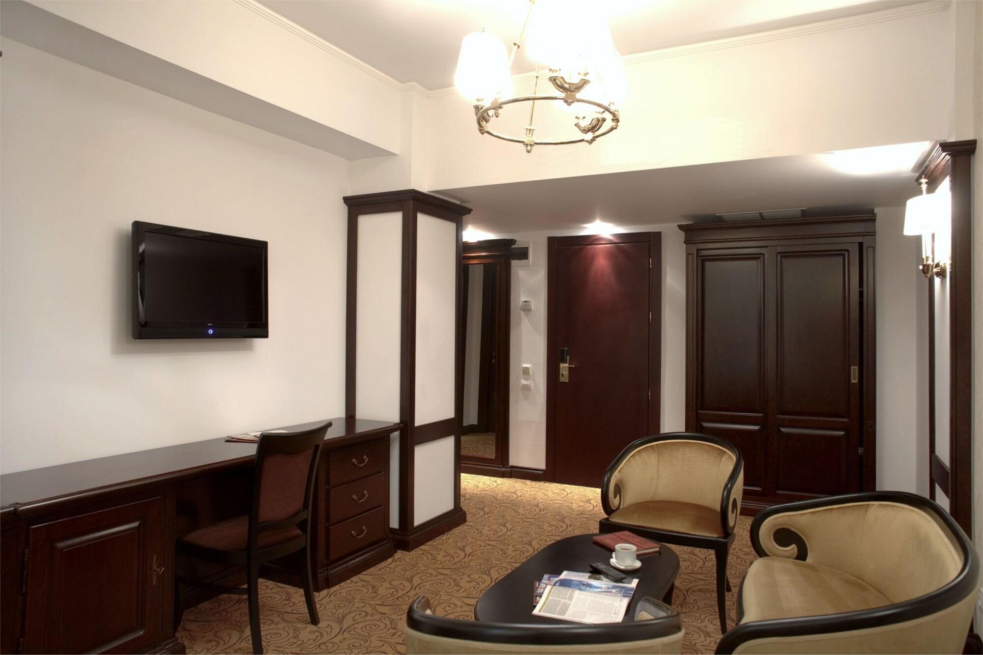 Hotel Bellaria Iasi Kamer foto